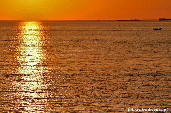 Sun set boat